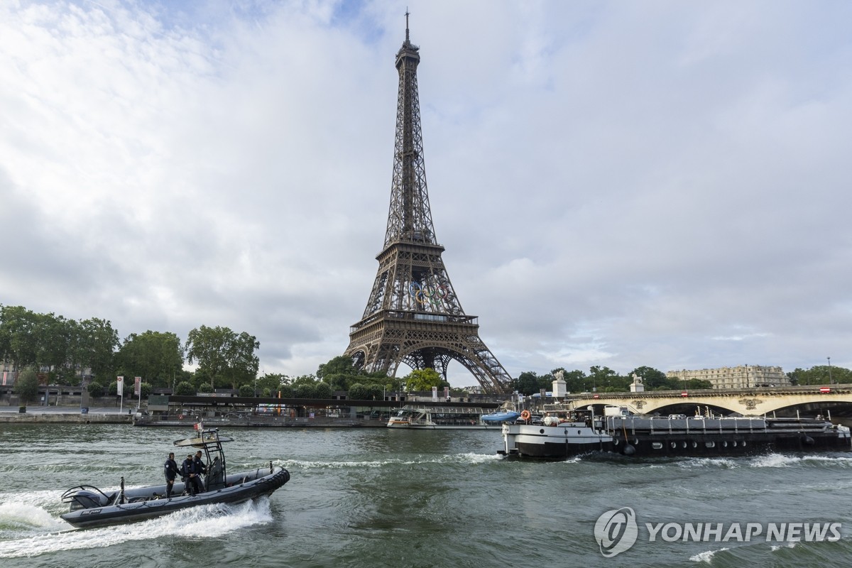 镜报：欧洲各联赛和国际足联就2034年世界杯开赛时间发生冲突
